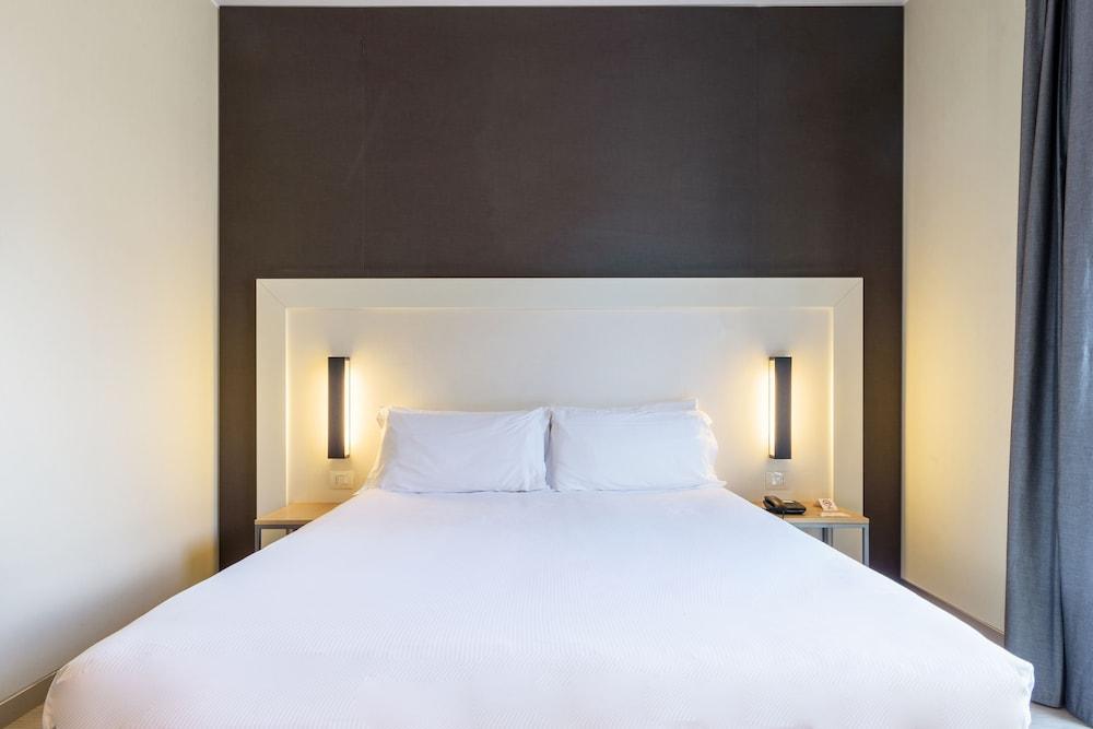 B&B Hotel Milano Aosta Esterno foto