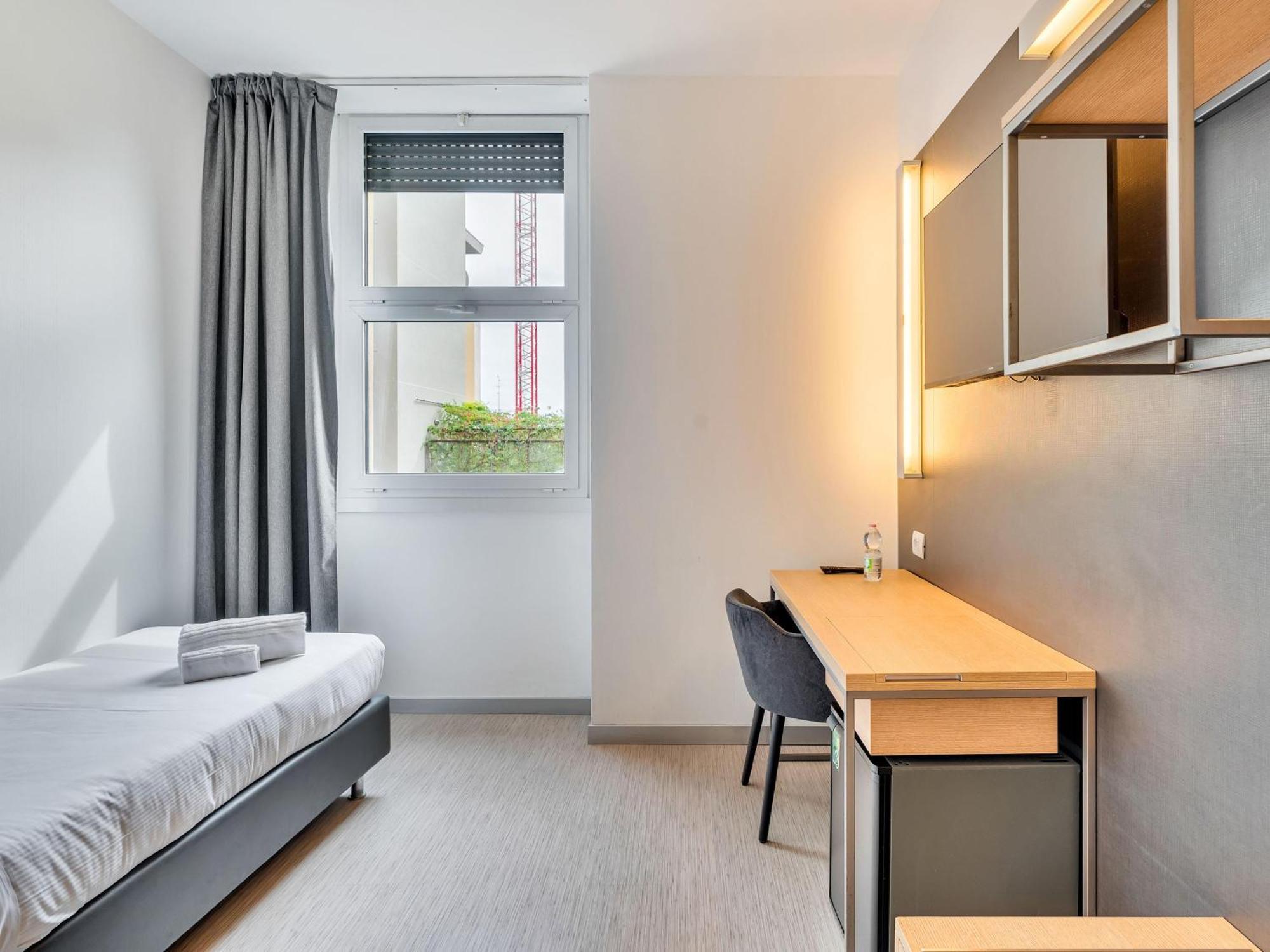 B&B Hotel Milano Aosta Esterno foto